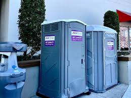 Best Standard Portable Toilet Rental  in Milaca, MN